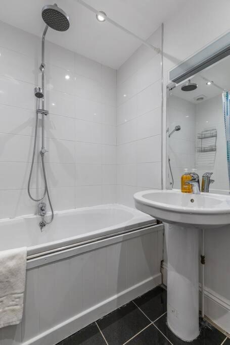 شقة Victorian Flat Close To Station With Large Garden برايتون المظهر الخارجي الصورة